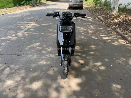 Motocicleta elétrica de cidade de velocidade rápida de 60 V, ciclomotor com motor potente e ecrã LCD