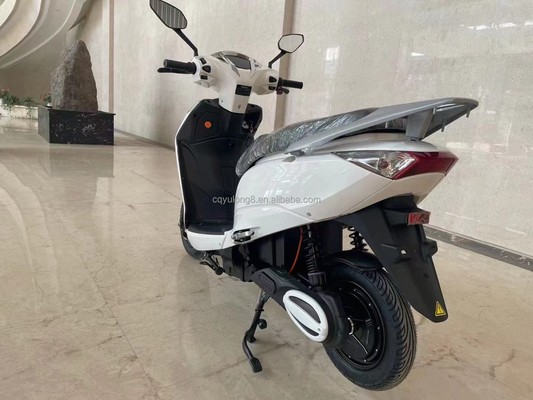 72v Bateria de lítio Scooter elétrico Motocicleta para adultos Carga máxima 200kg LCD Display