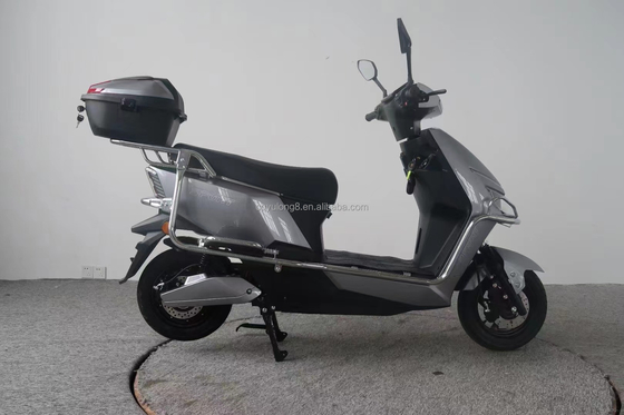 Motocicleta elétrica certificada CEE 3000W com bateria de lítio removível e travão a disco