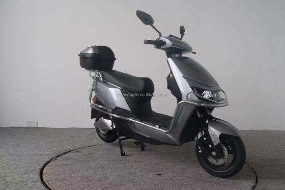 Motocicleta elétrica certificada CEE 3000W com bateria de lítio removível e travão a disco