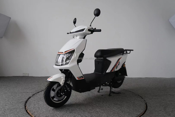 Motocicleta elétrica certificada CEE 3000W com bateria de lítio removível e travão a disco
